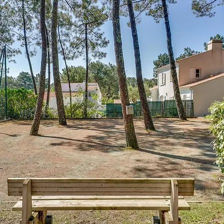 2 Bedroom Cozy In La Faute-sur-Mer