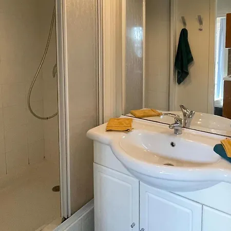 2 Bedroom Cozy In 度假居 滨海拉福特
