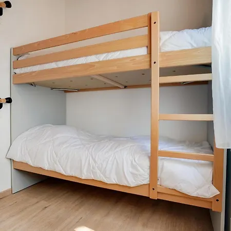 別荘 2 Bedroom Cozy In ラ・フォット・シュル・メール