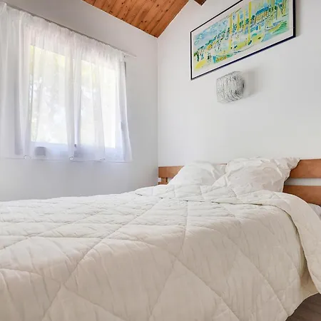 2 Bedroom Cozy In 別荘