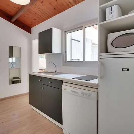 別荘 2 Bedroom Cozy In