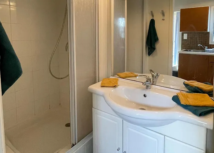 2 Bedroom Cozy In Casa de Férias La Faute-sur-Mer